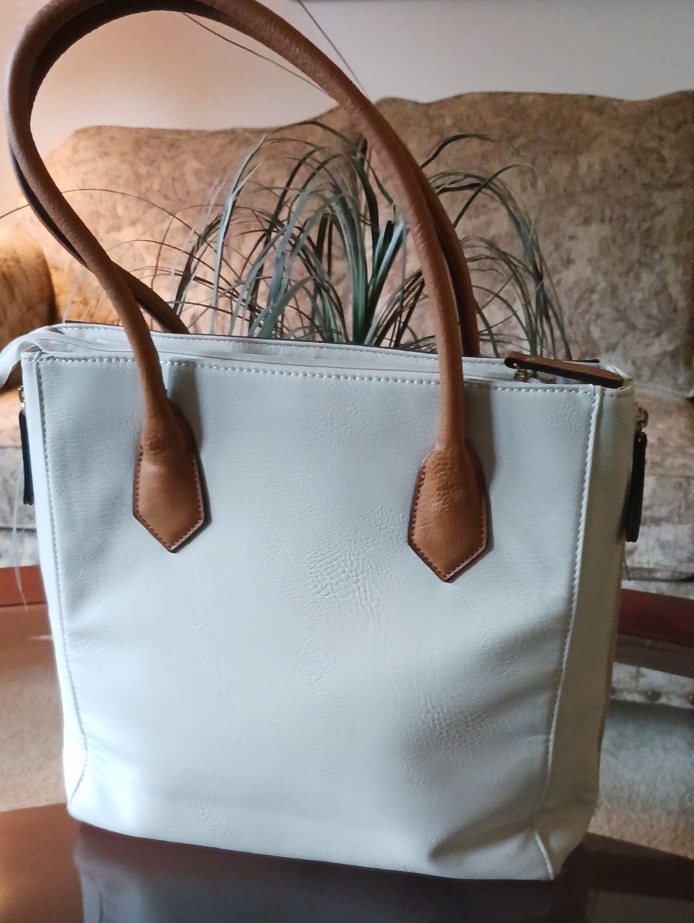 LARGE Tri Color Handbag - Picture 2 of 8